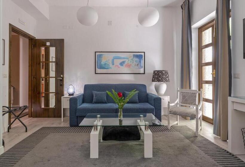 غرفة سوبيريور, Donna Laura