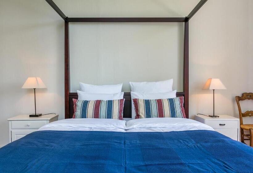 Standard room with outdoor bath, Maison Piloni