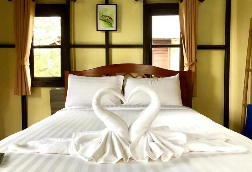 バルコニー付きスタンダードルーム, Baan Thung Home Stay