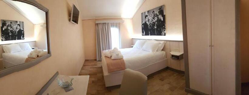 جناح جونيور مزوَّد بتراس, Locanda Dolce Vita