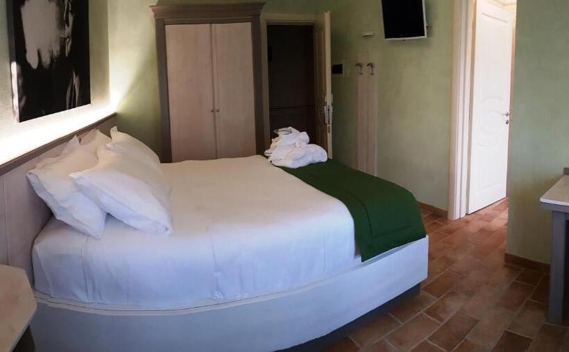 جناح جونيور مزوَّد بتراس, Locanda Dolce Vita