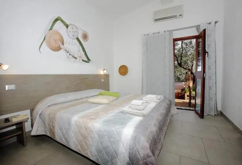 スタンダードルーム, B&b Campu Moru
