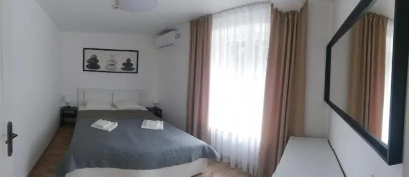 اتاق لوکس خانوادگی, B&b Hotel Telsiai
