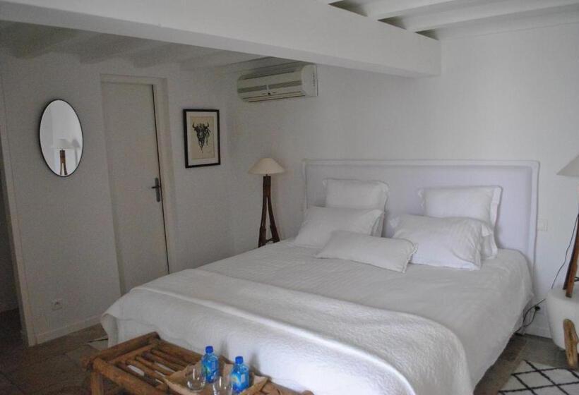 デラックスルーム, Maison L Etrier