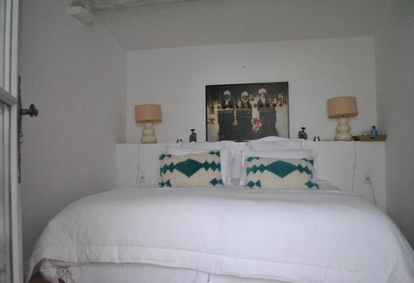 スタンダードルーム, Maison L Etrier