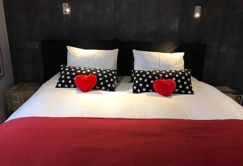 ガーデンビュースタンダードルーム, Un Matin Au Jardin