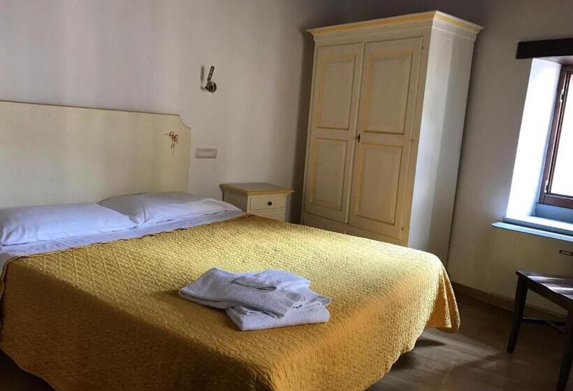 اتاق لوکس, Residenza Via Dante