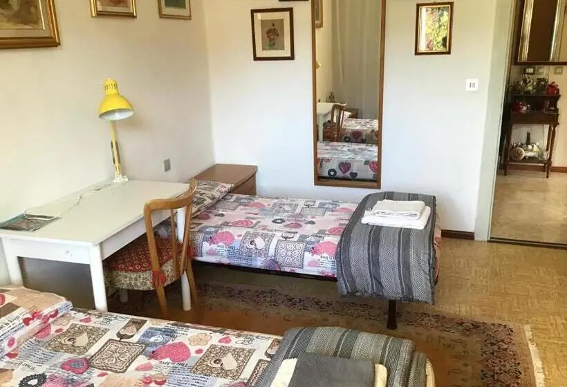 バス共有のスタンダードルーム, B&b Casa D Arte