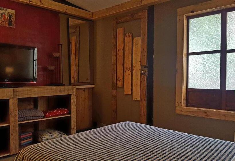 Standard room with outdoor bath, Marius B&b & Hostel