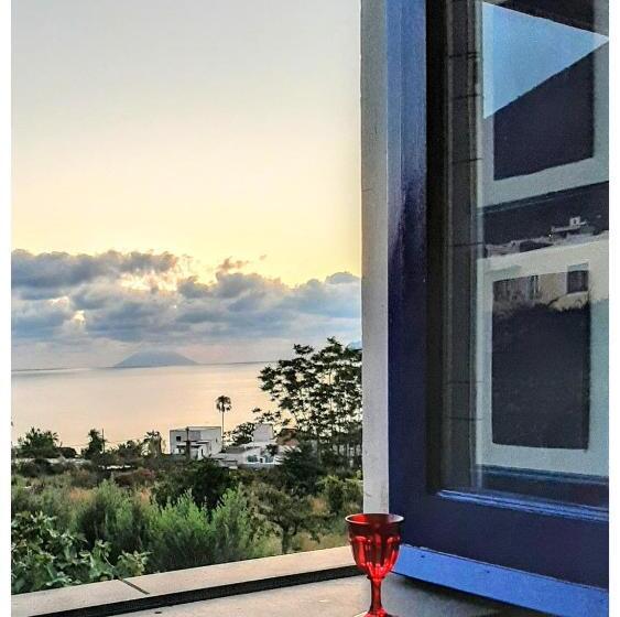 غرفة ديلوكس مطلّة علي البحر مزوَّدة بشُرفة, Salinarte