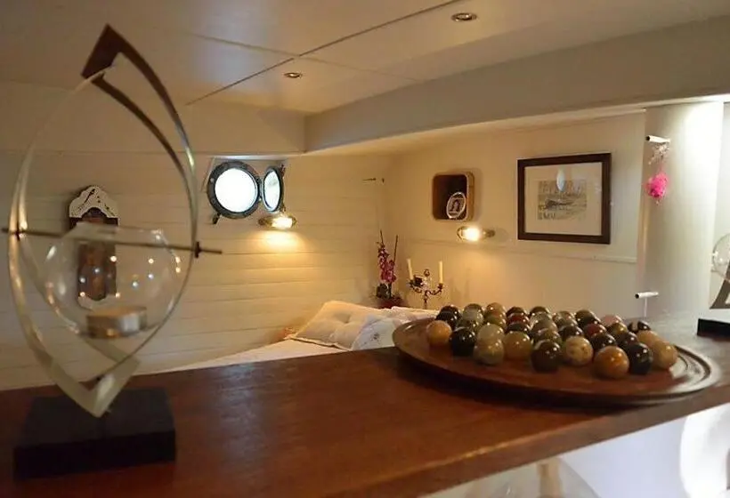 スタンダードルーム, Bateau Mariance