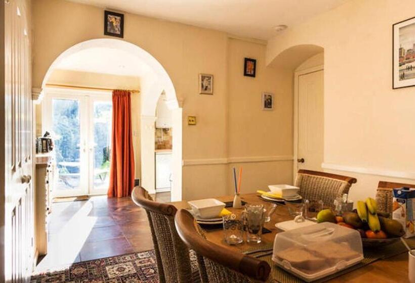 Номер Стандарт Индивидуальный, Endearing Edwardian House In Quaint Deal, Kent