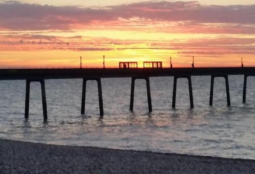 Номер Стандарт, Endearing Edwardian House In Quaint Deal, Kent