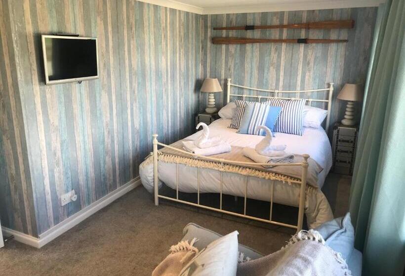 غرفة عائلية, Wellingtons