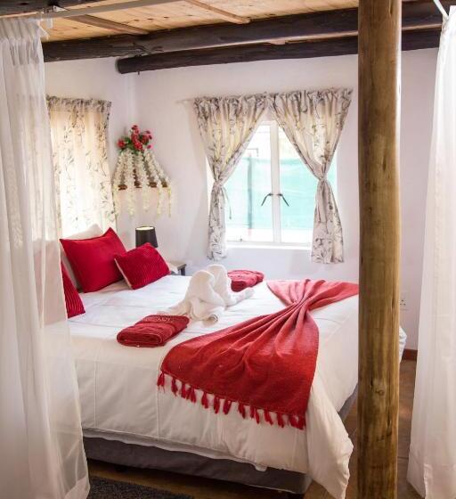 Семейное Бунгало, 29 Polvy Street