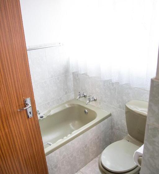 Family Suite, 29 Polvy Street