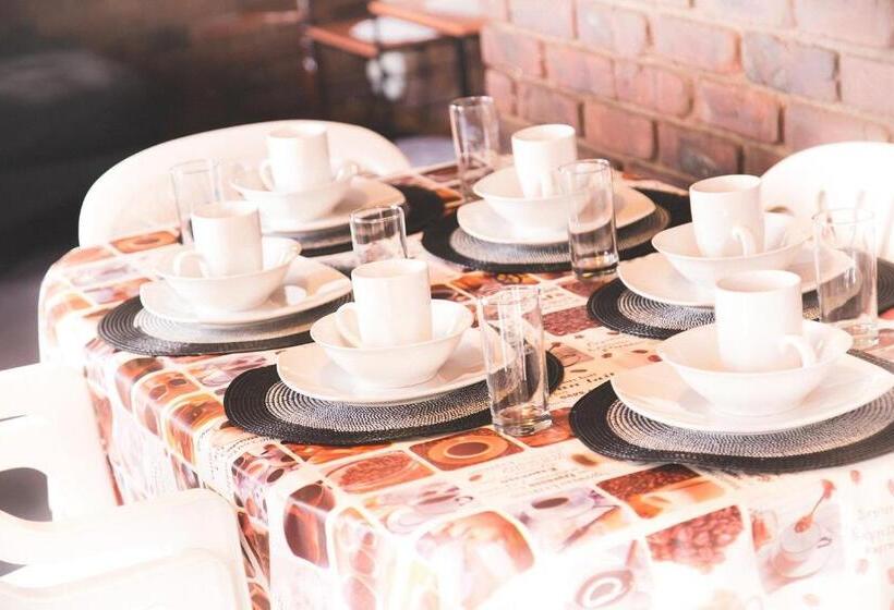 Family Suite, 29 Polvy Street