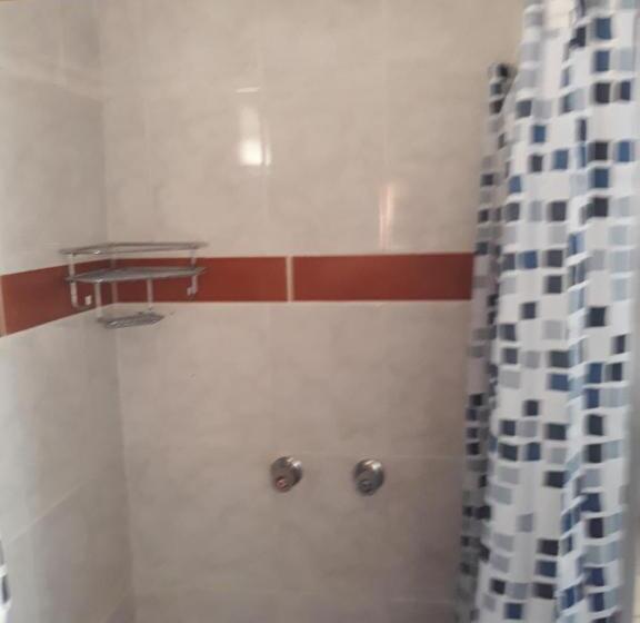 Quarto Economy, 29 Polvy Street