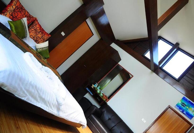 패밀리 룸 산 전망, Phumimalee Nature View Resort