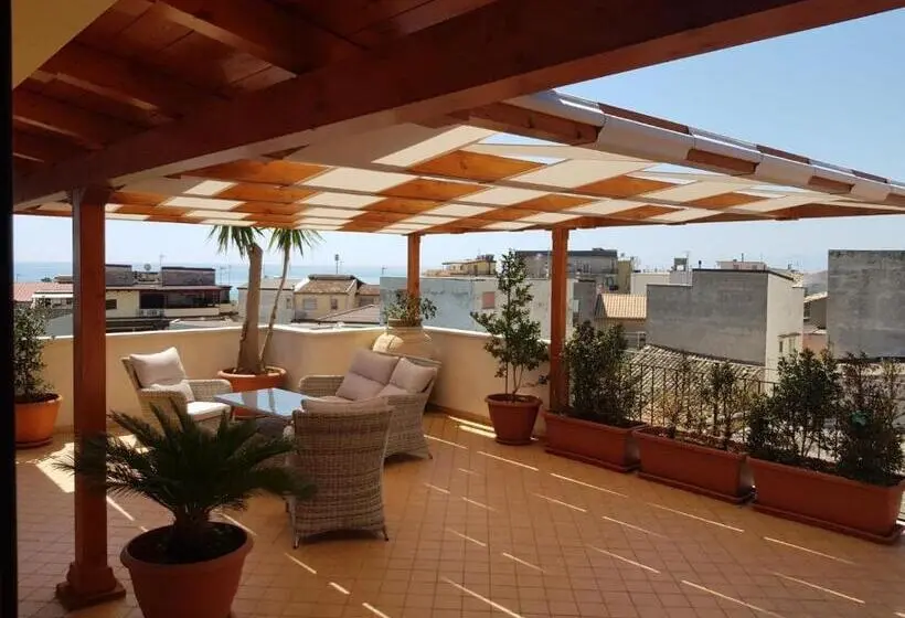 1ベッドルームペントハウスアパート, B&b E Casa Vacanza Al Castello
