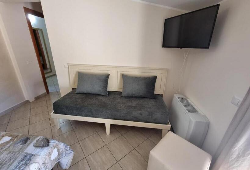 带露台的标准房间, B&b E Casa Vacanza Al Castello