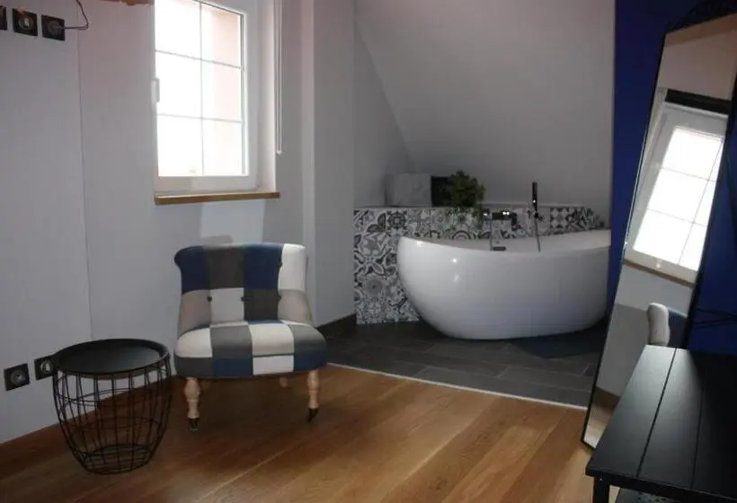 デラックスルーム, Théière & Couverts Les Chambres