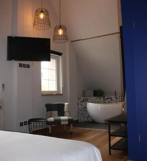 デラックスルーム, Théière & Couverts Les Chambres