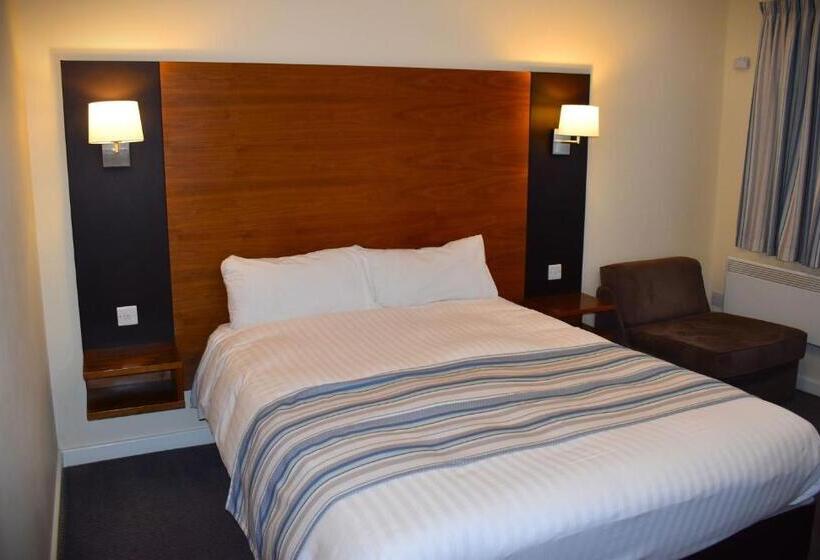 Quarto Estandar, Eyesleepover