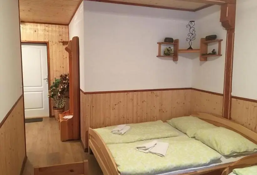 スイート（家族用）, Pension Peklo