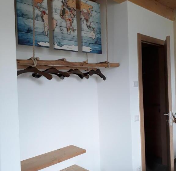 اتاق استاندارد سه تخته با چشمانداز, Foresteria B&b Vecchiascuola Pianazzola