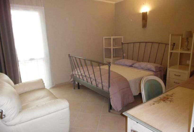 スイート(家族用), All Antica Ruggine