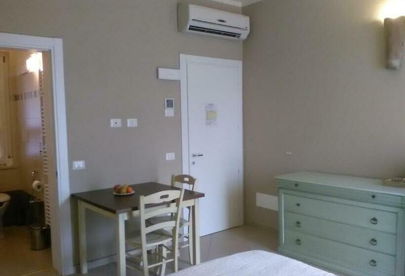 スタンダードルーム, All Antica Ruggine