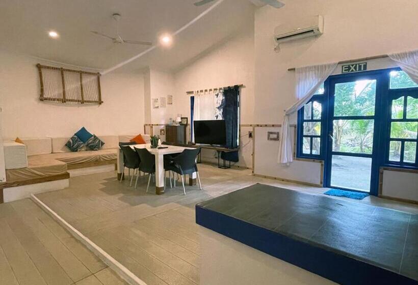 ویلای 3 خوابه, La Due Thulusdhoo