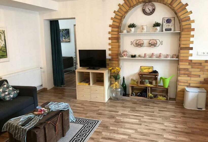 Апартаменты 2 Спальни, Winzerschenke