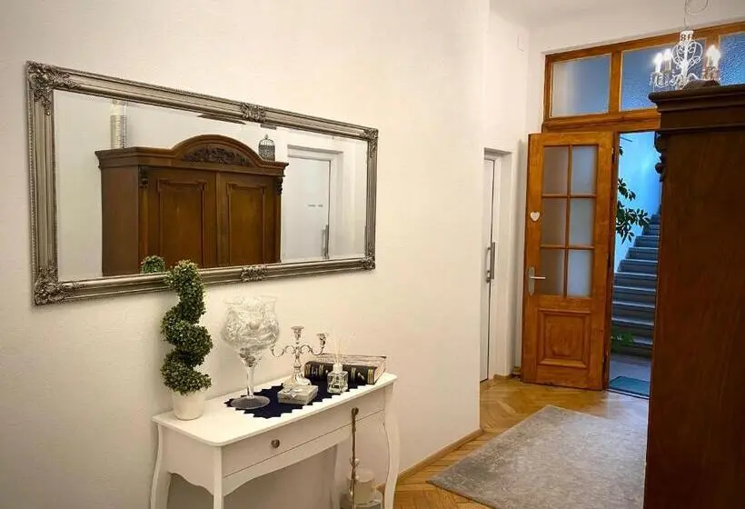 バルコニー付き１ベッドルームアパートメント, Apartment Im Grünen