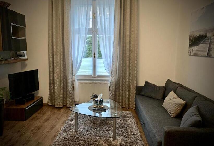 Апартаменты 1 Спальня Нижний Этаж, Apartment Im Grünen