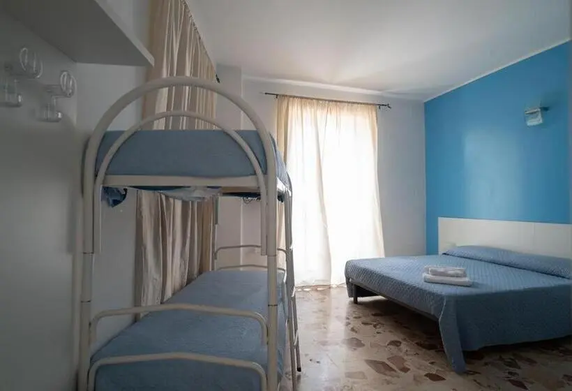 景色の見えるスタンダード４人部屋, Casa Del Sole