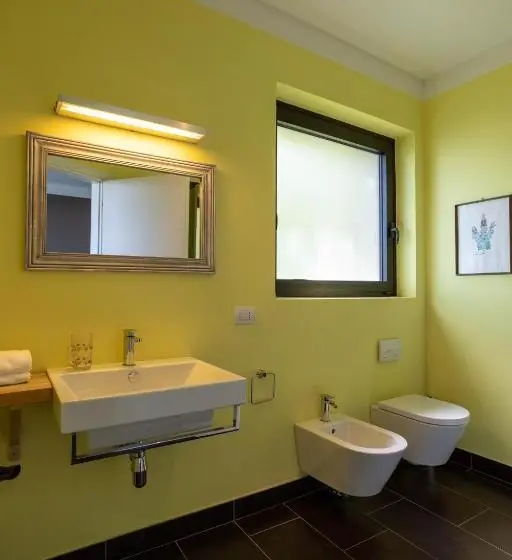 Standard studio with lake view, La Torretta Studios & Suite