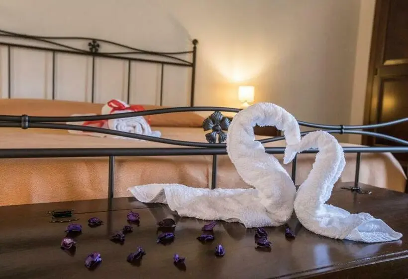 اتاق لوکس, Agriturismo La Stragola