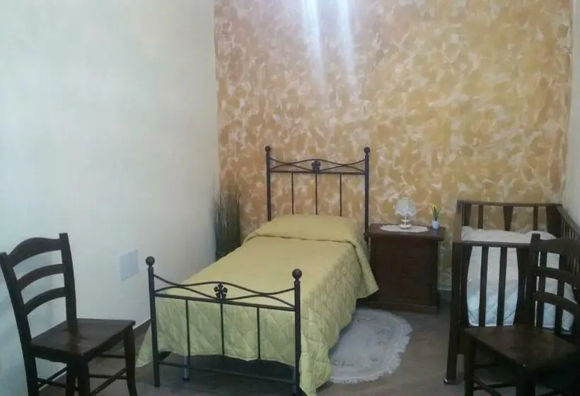 اتاق استاندارد یک نفره, Agriturismo La Stragola