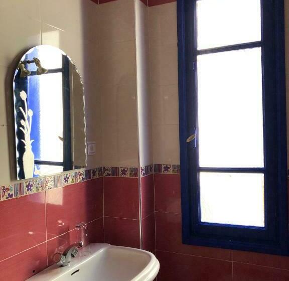 اتاق استاندارد, El Muniria