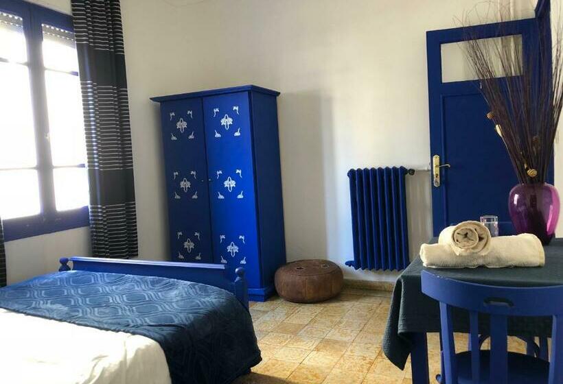 Quarto Estandar, El Muniria