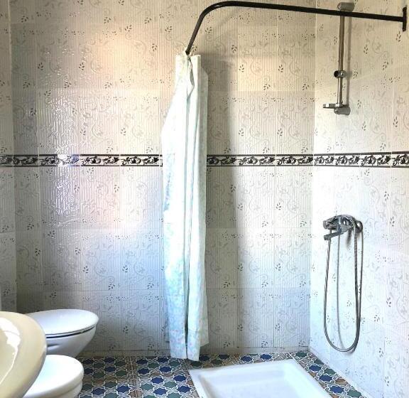 اتاق استاندارد, El Muniria