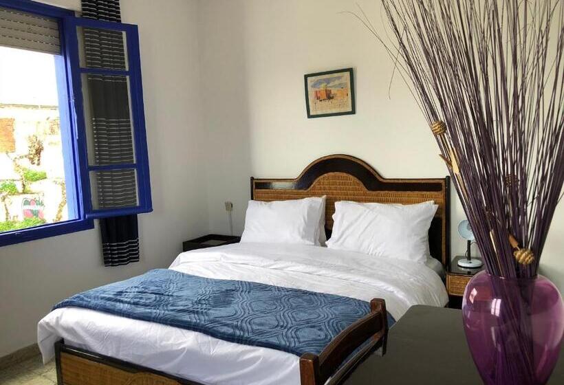 اتاق استاندارد, El Muniria