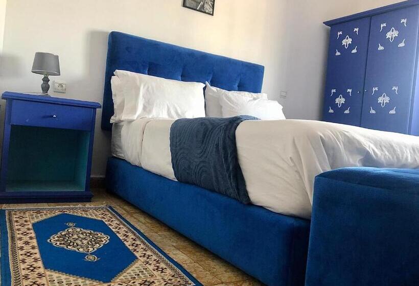 اتاق استاندارد با سرویس بهداشتی مشترک, El Muniria