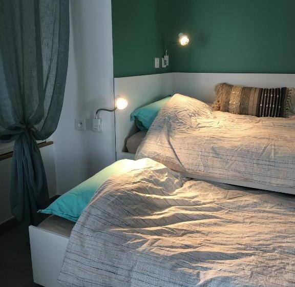 חדר סופריור לארבעה, Moulin D Albias Aux Portes De Montauban