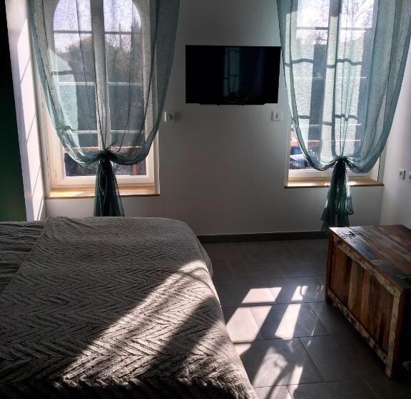 חדר סופריור לארבעה, Moulin D Albias Aux Portes De Montauban