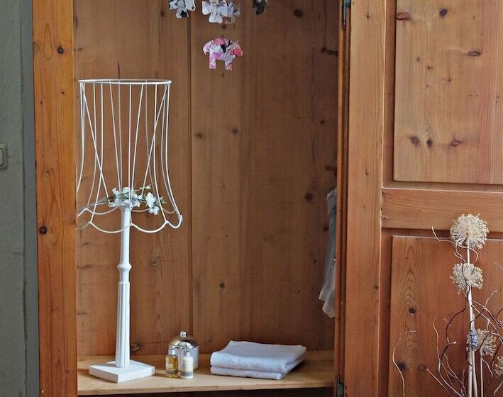 جناح جونيور, Event  Kultur & B&b Kunst Schloss Neuenhagen übernachten Im Denkmal