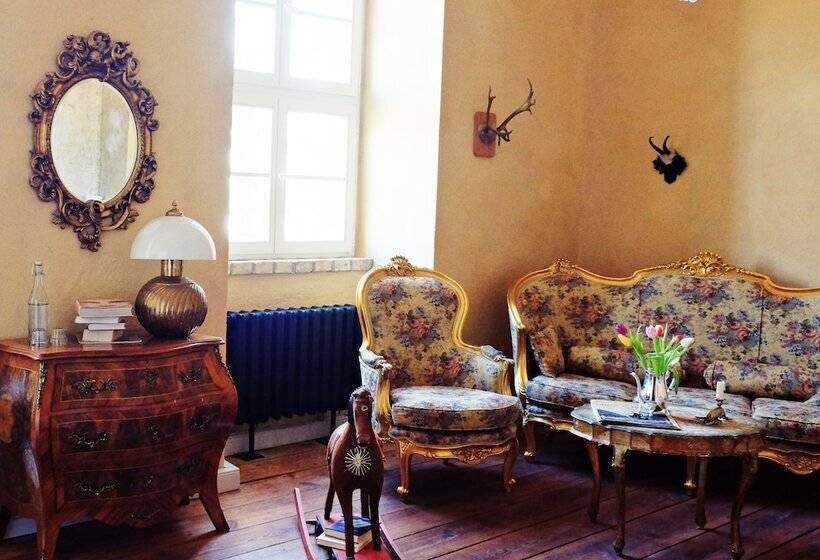 Полулюкс, Event  Kultur & B&b Kunst Schloss Neuenhagen übernachten Im Denkmal
