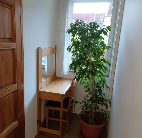 スタンダードトリプルルーム, éva Apartmanház